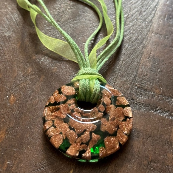 Green and Gold Glass Pendant Necklace - Picture 1 of 7